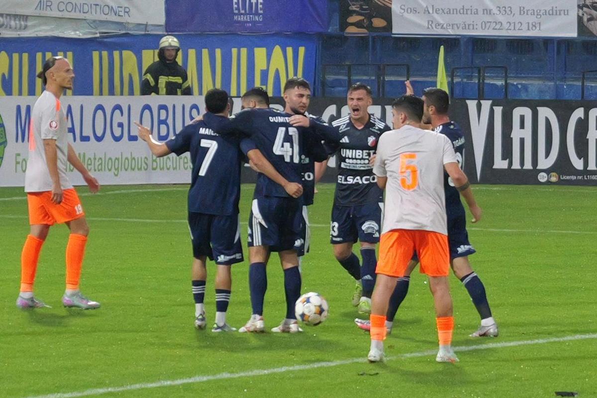 Metaloglobus - FC Botoșani, imagini de meci // foto: Andrei Furnigă (GSP)