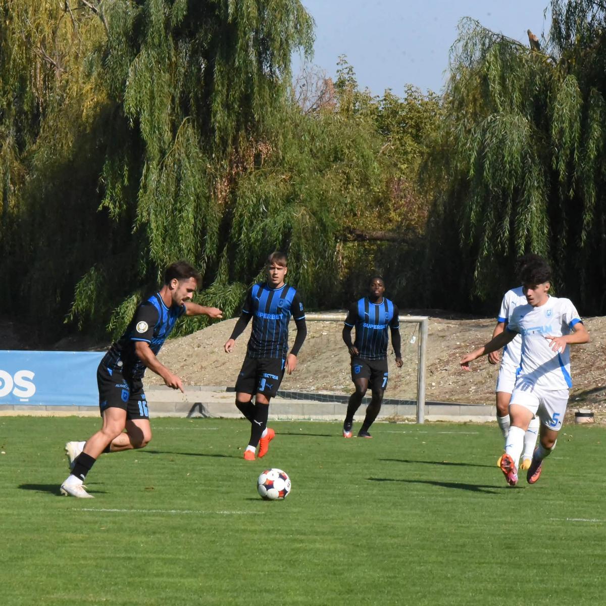 Universitatea Craiova, amical cu echipa secundă