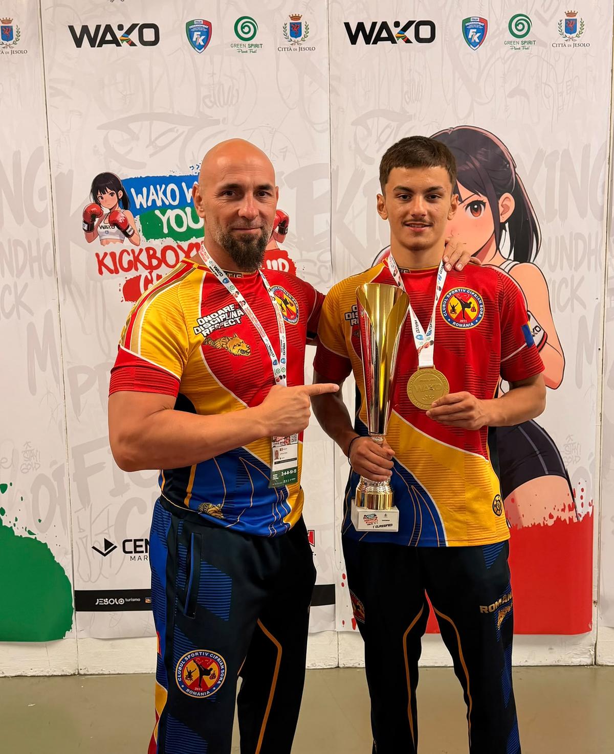 Ciprian Sora a „scos” un campion mondial la kickboxing/ Foto: Costi Prună (GSP)