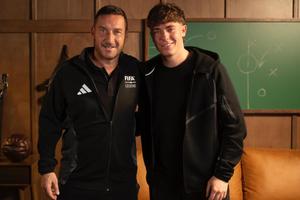 „Lichidul nu ajungea până la creier” » Francesco Totti, dezvăluiri despre afecțiunea care l-a făcut pe fiul său se retragă la 19 ani