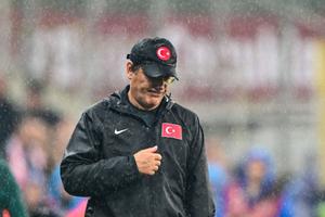 Turcii, furioși pe Montella: „Pleacă acasă” » Gazzetta dello Sport îl glorifică pe Mancini