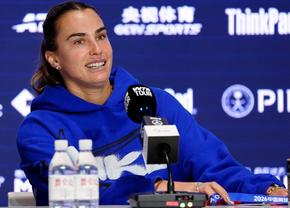 Aryna Sabalenka a vorbit despre experiența de a defila: „Mi-a plăcut enorm. Astfel de experiențe mă ajută foarte mult și în carieră”