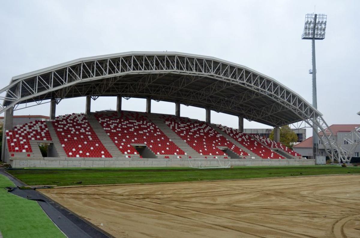 VIDEO+FOTO A răsărit noul „Francisc Neuman”! Cum arată arena celor de la UTA, care va fi inaugurată în primăvara anului 2020