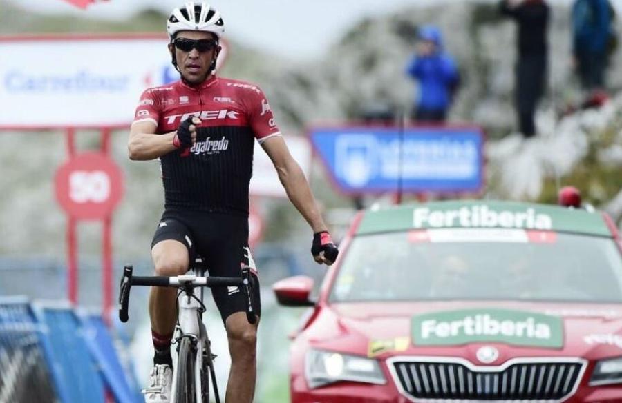 Alberto Contador, Angliru Cele mai nebune cățărări din ciclism. De pe Mont Ventoux pe Angliru, la o pantă de 24%: „O barbarie! Ce vor de la noi? Sânge?”