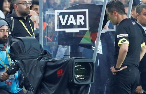 Liga 1 ar putea avea VAR începând din playoff și playout