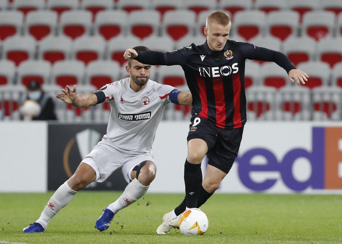 Europa League, FOTO » 24 de meciuri s-au disputat în această seară. Stanciu, „înger și demon” pentru Slavia. Ianis și Tătărușanu, victorioși