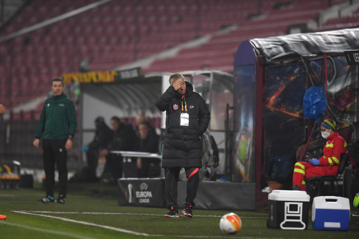 Decembrie decide campioana în Liga 1: avantaj FCSB și Craiova! Viciază Europa titlul?+ CFR Cluj, program infernal