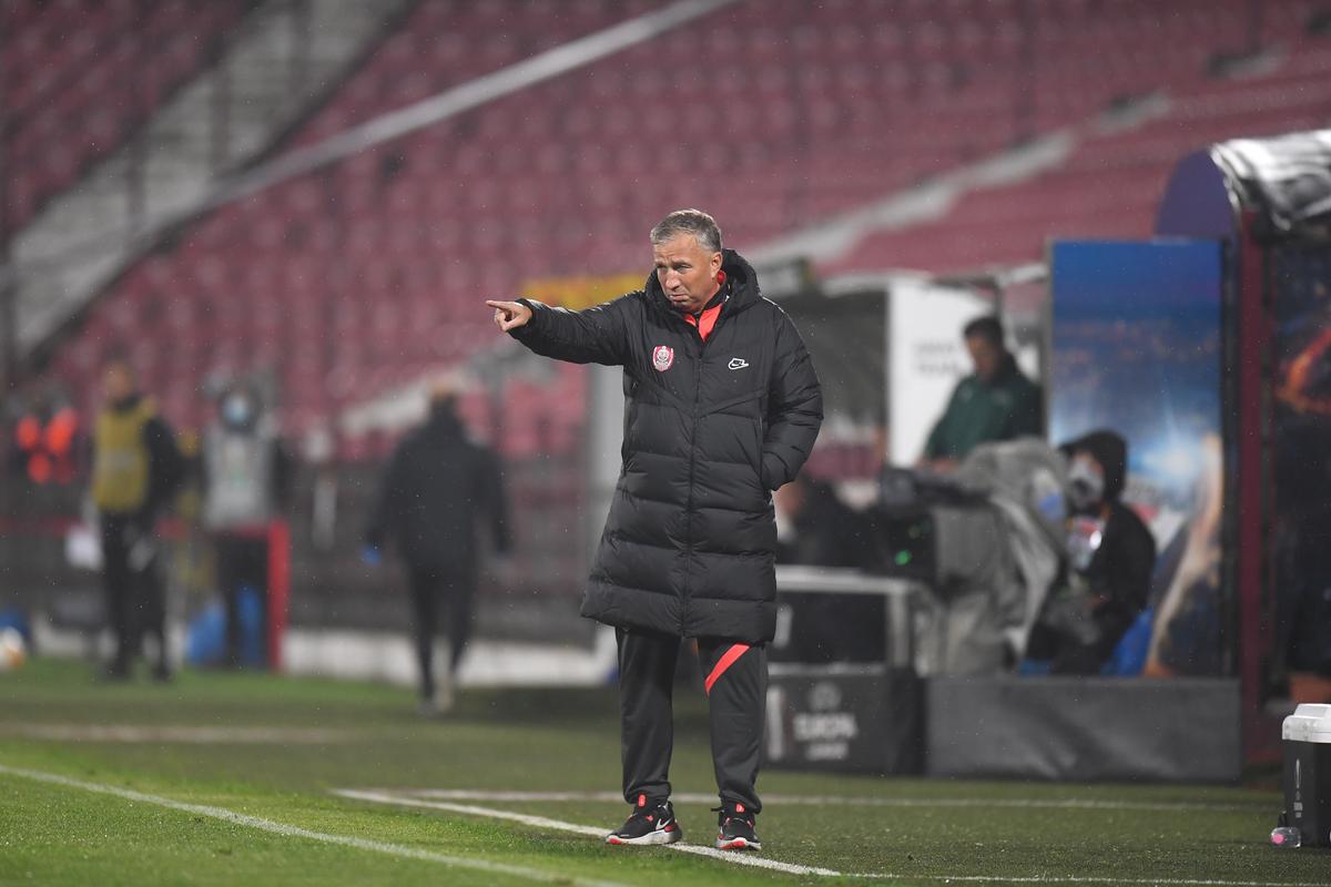 Decembrie decide campioana în Liga 1: avantaj FCSB și Craiova! Viciază Europa titlul?+ CFR Cluj, program infernal