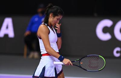 Emma Răducanu, spulberată de Marta Kostyuk în „sferturile” Transylvania Open! Urmează semifinala cu Halep