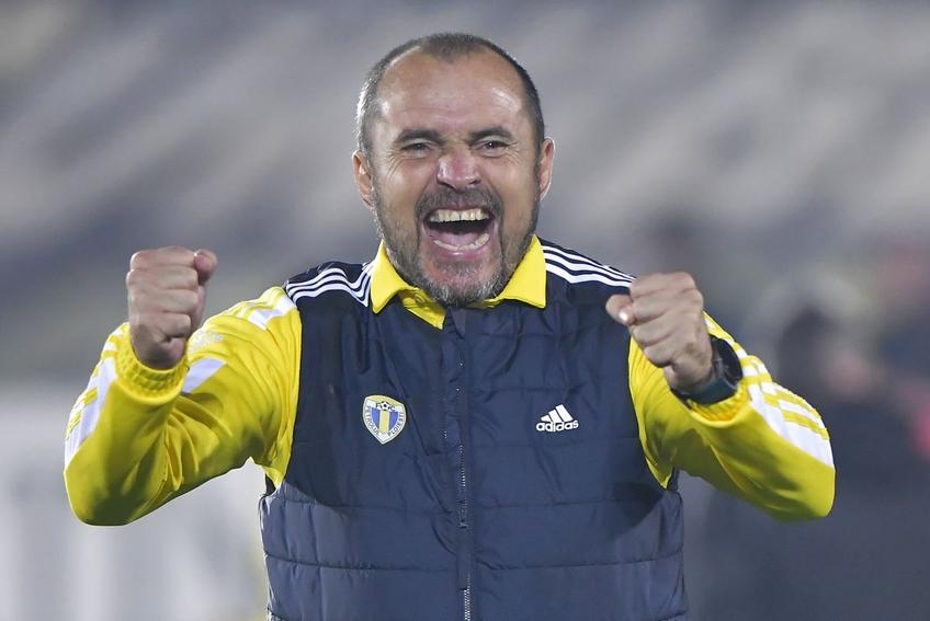 FC Voluntari - Petrolul 0-1 » Nae Constantin, antrenorul prahovenilor, nu se gândește la play-off și afirmă în continuare că obiectivul nou-promovatei e salvarea de la retrogradare.