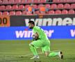 Imaginile zilei în Cupă » Apariție șocantă a fotbalistului cu peste 140 de meciuri în Superliga, care se autopropunea la FCSB: „Cu mine luați titlul”