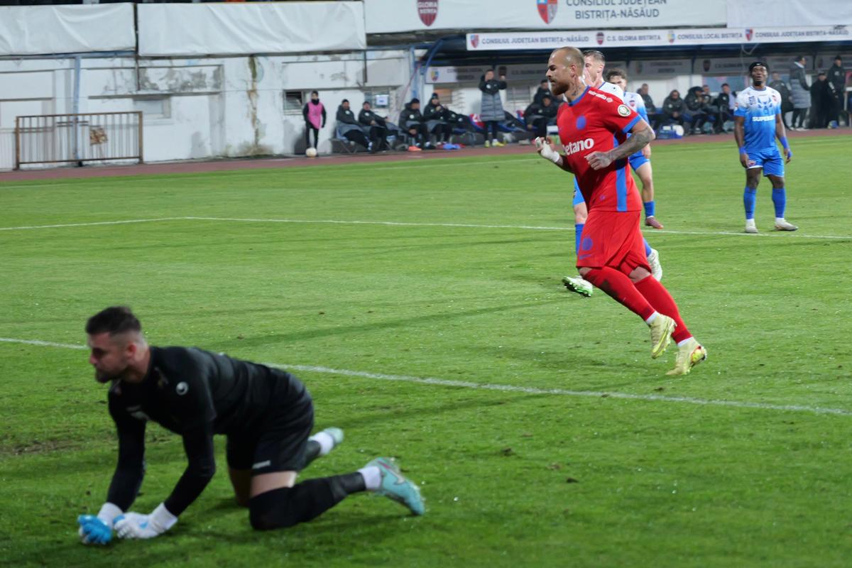 Nicolae Grigore acuză: „FCSB nu avea nevoie de ajutorul arbitrajului! Ofsaid de un metru și jumătate”