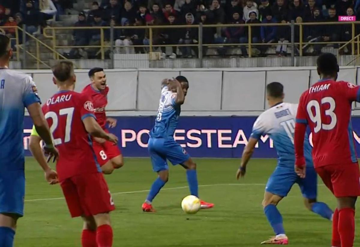 Penalty controversat în Gloria Bistrița - FCSB