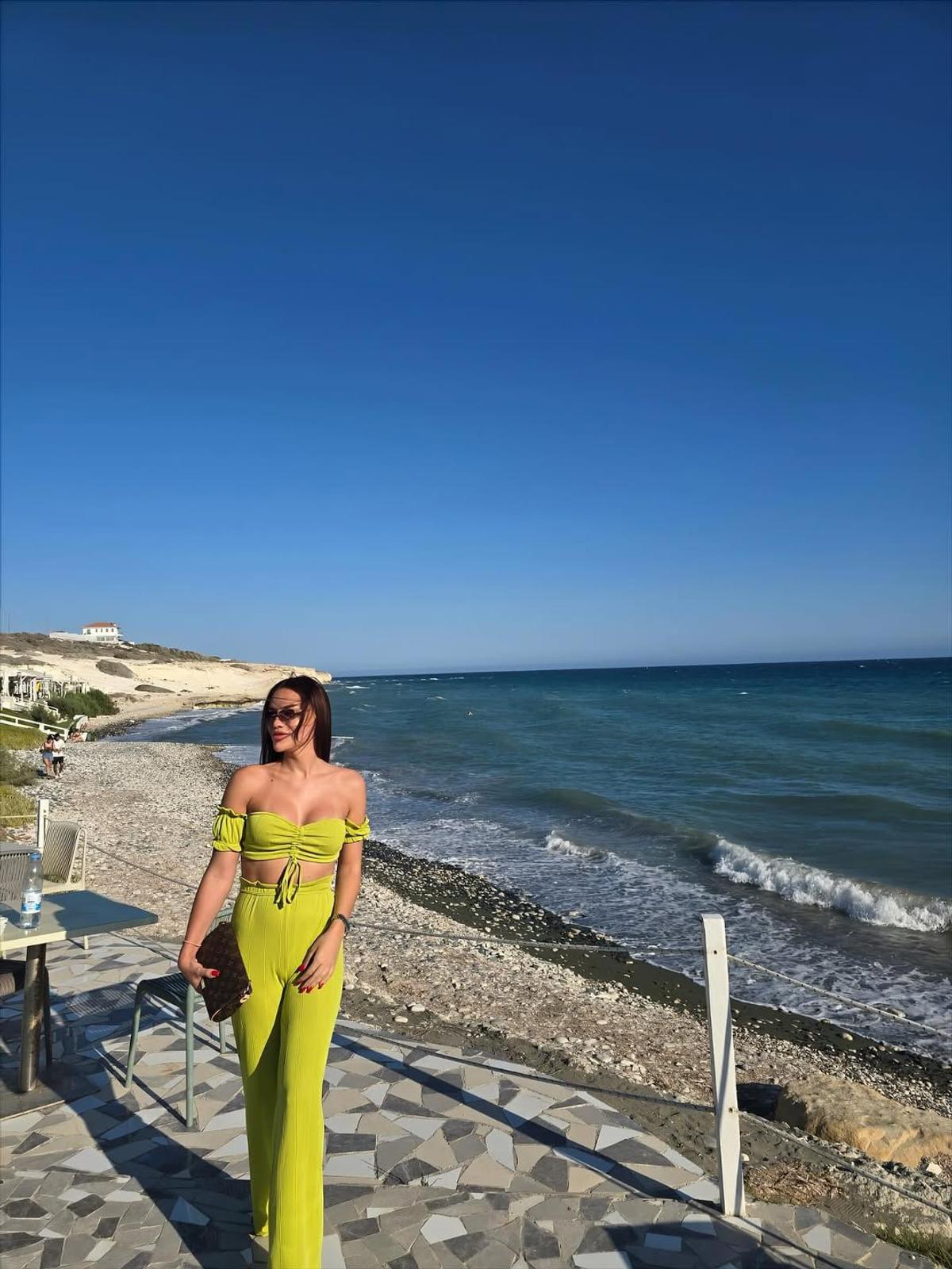 Influencerița care și-a schimbat sexul s-a îndrăgostit de un fotbalist » „Iubitul mi-a spus că trebuie să-i mărturisesc ce ascund!”