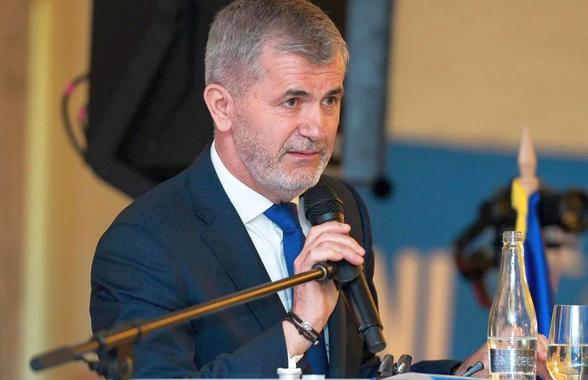 „Așa sunt marii fotbaliști” » Valeriu Iftime a anunțat ce urmează pentru puștiul accidentat grav + Există oferte de actualitate la FC Botoșani?