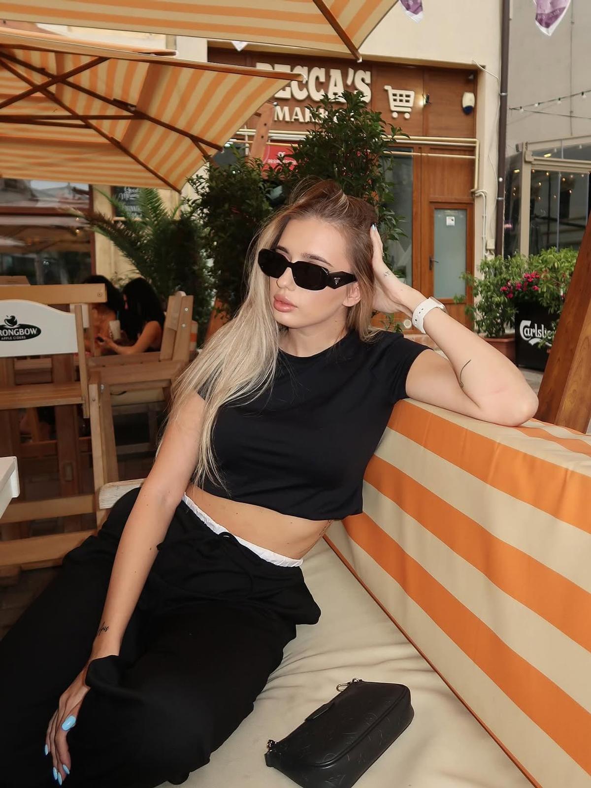 Femeia care a început să plângă în tribune în Sănătatea Cluj - Universitatea Craiova