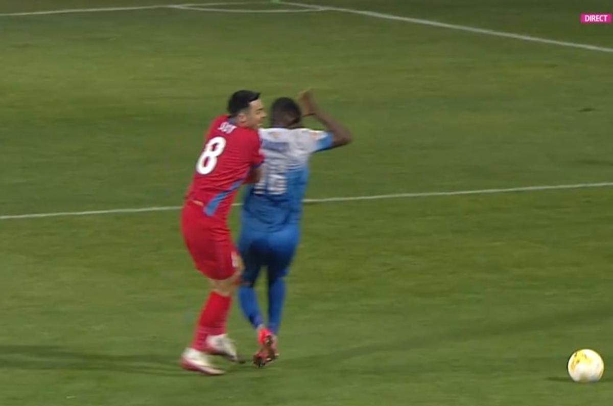Penalty controversat în Gloria Bistrița - FCSB