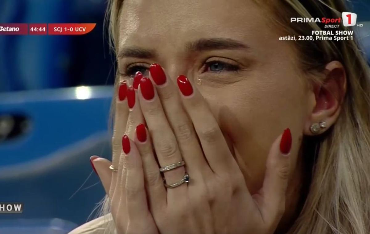 Femeia care a început să plângă în tribune în Sănătatea Cluj - Universitatea Craiova