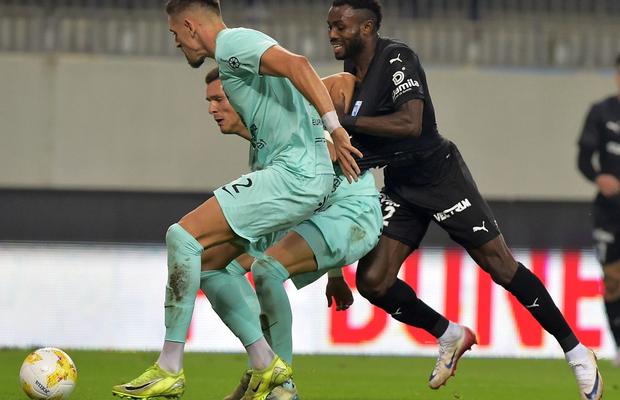 Sănătatea Cluj - Universitatea Craiova 1-4 » S-au jucat cu Sănătatea lui Rădoi! Juveții evită o rușine de proporții și întorc scorul după pauză
