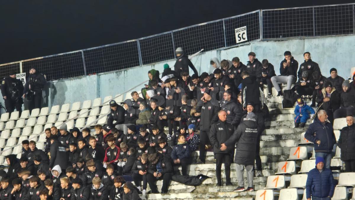 Tribune Gloria Bistrița
