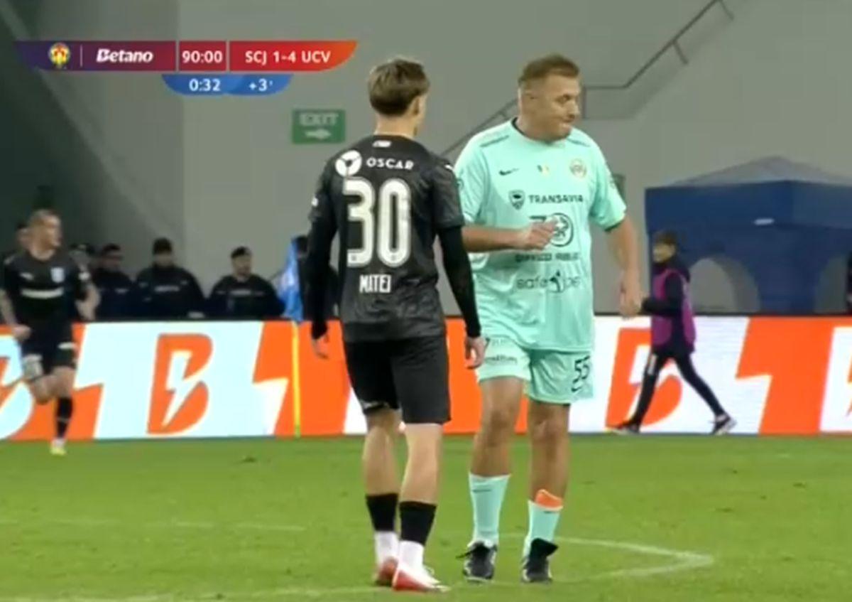 Aurelian Ghișa a intrat pe teren, în Sănătatea Cluj - Universitatea Craiova, la 61 de ani