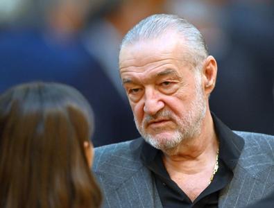 Gigi Becali aruncă prosopul: „Aveam așteptări de la el, dar acum nu mai am” » Confirmă o despărțire: „Ne luăm adio”