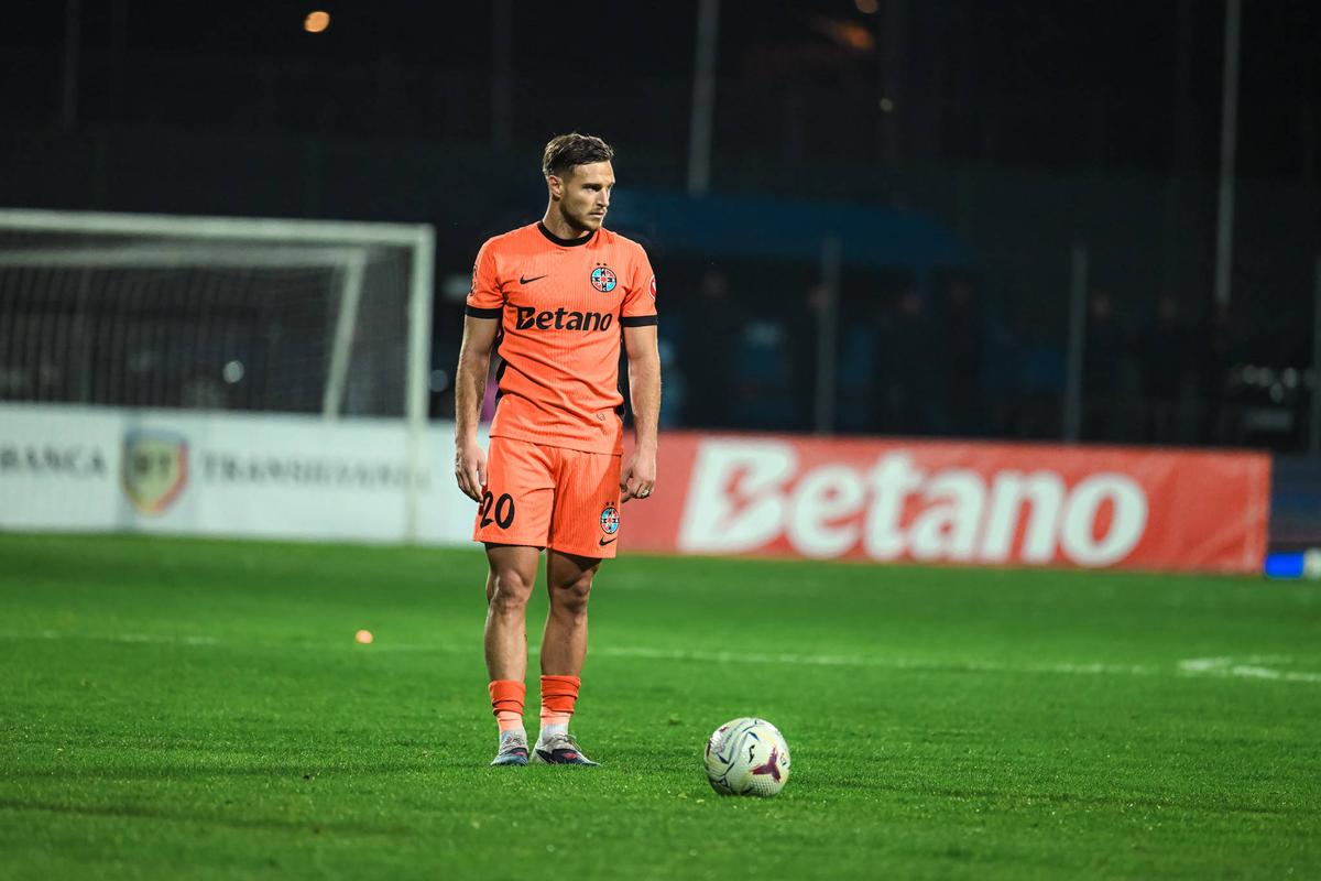 Reghecampf recunoaște, după prima înfrângere de la revenirea la FCSB: „Rușinos! M-am hazardat”