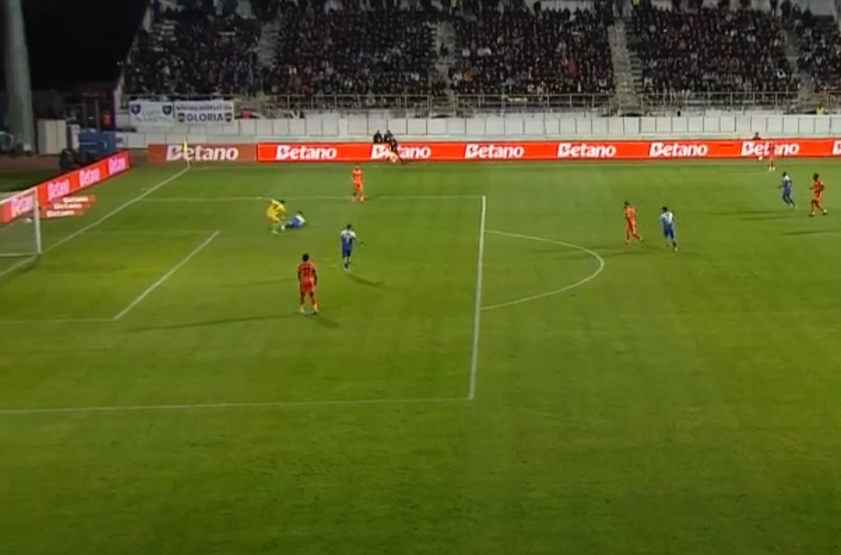 Gafă Gloria Bistrița - FCSB