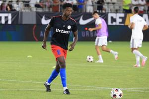 Eddy Gnahore, taxat dur de legenda lui Dinamo: „Un mare bravo lui Nicolescu că a scăpat de el”