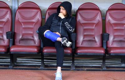 VIDEO Bogdan Vintilă, singurul care nu știe că Pintilii vrea să se lase de fotbal + Cum decurge un dialog cu Adi Popa: „Ce să zică? «Bună ziua, mister». «Bună ziua, Popică»”