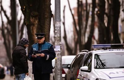 Tu știi în ce condiții te poate legitima un polițist? Citește aici noile reguli care vor fi valabile din 2020!