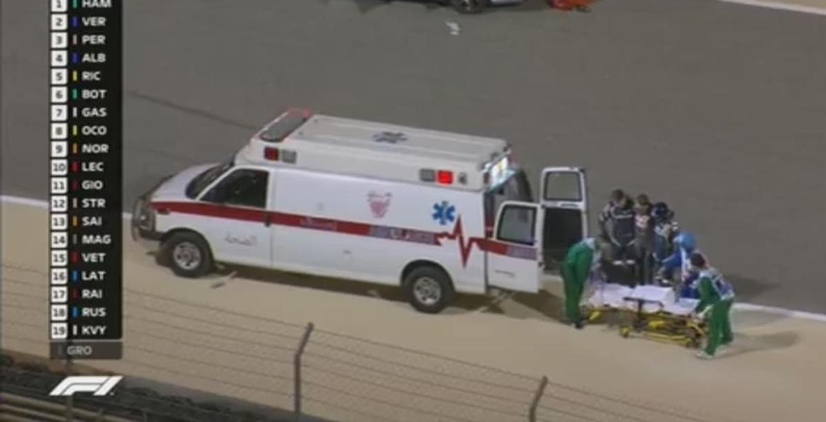 Lewis Hamilton, victorie la Bahrain, într-un Mare Premiu marcat de un incident grav: mașina lui Romain Grosjean a luat foc
