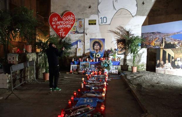 Ce a însemnat Maradona pentru orașul Napoli, din perspectiva unui jurnalist italian: „O promisiune a fericirii, pe care toți ceilalți o trădaseră”