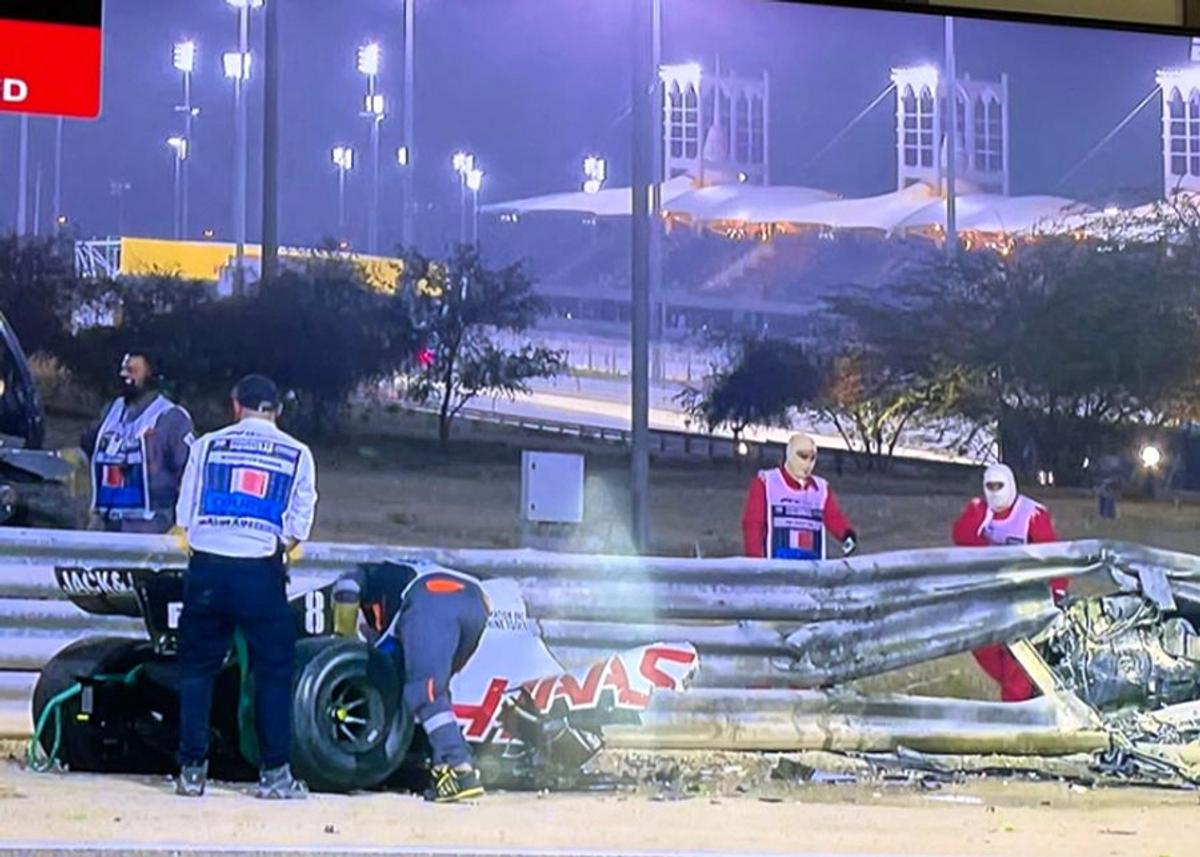 FOTO Imagini cu puternic impact emoțional » Mâinile lui Grosjean la două luni de la arsurile suferite în accidentul din Bahrain