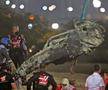 Lewis Hamilton, victorie la Bahrain, într-un Mare Premiu marcat de un incident grav: mașina lui Romain Grosjean a luat foc