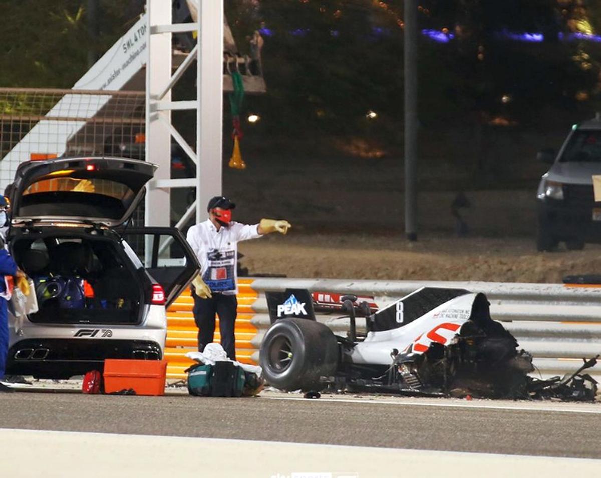 FOTO Imagini cu puternic impact emoțional » Mâinile lui Grosjean la două luni de la arsurile suferite în accidentul din Bahrain