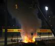 Lewis Hamilton, victorie la Bahrain, într-un Mare Premiu marcat de un incident grav: mașina lui Romain Grosjean a luat foc