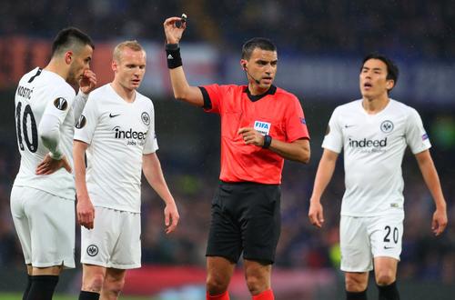 Partida dintre Șahtior și Real Madrid, din grupele Ligii Campionilor, va fi condusă de o brigadă românească, avându-l la centru pe Ovidiu Hațegan (40 de ani).