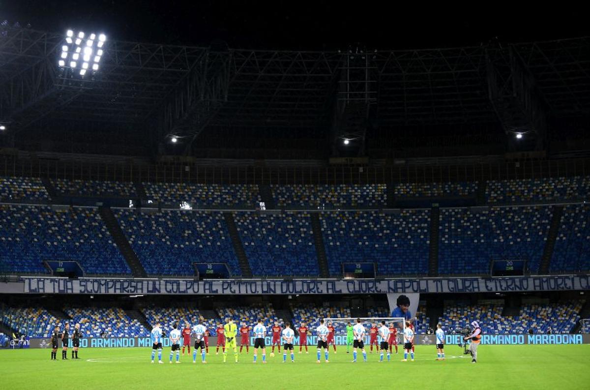Napoli - AS Roma, meci plin de emoții, oprit în minutul 10 pentru Maradona » Gestul căpitanului Insigne după gol