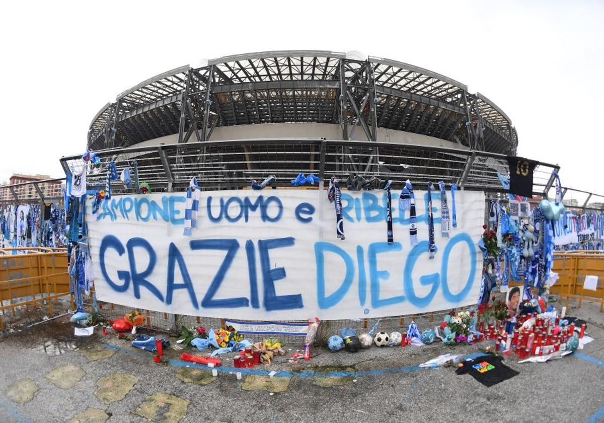 Napoli - AS Roma omagii Diego Maradona