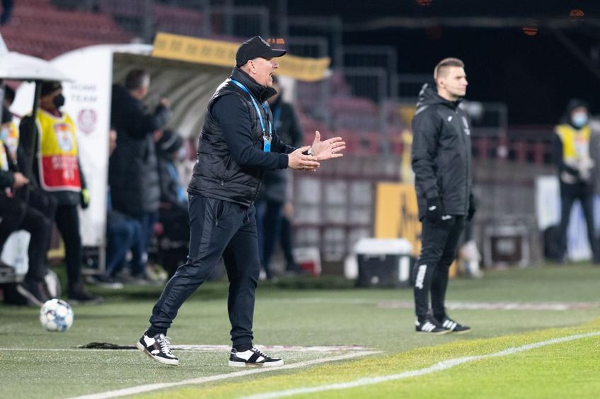CFR Cluj a învins-o pe Academica Clinceni, scor 2-0, în finalul rundei #17 din Liga 1. Ionuț Chirilă, antrenorul ilfovenilor, a scos la final în evidență doar părțile pozitive.