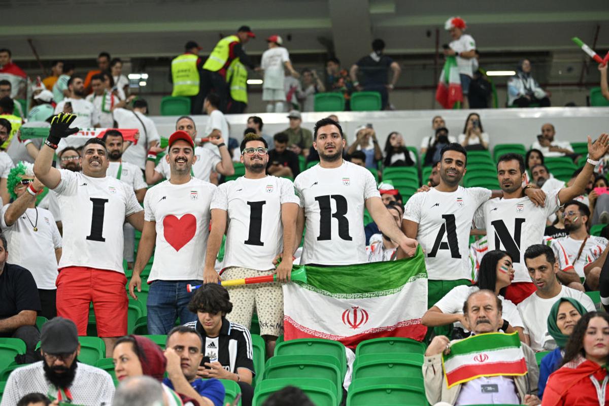 În tribune, a câștigat Iranul » Imagini superbe cu cea mai frumoasă galerie de la Campionatul Mondial
