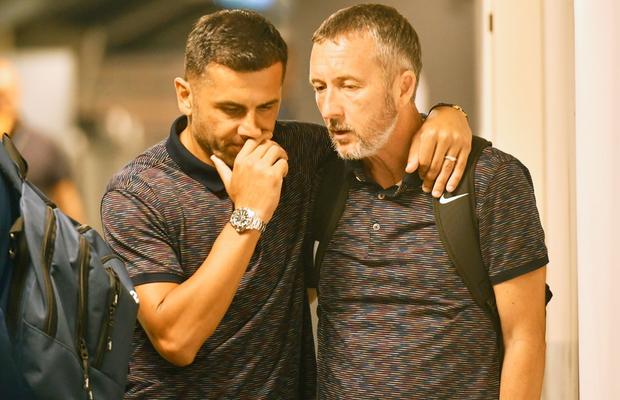 Prima reacție a lui Dică la aflarea numelui noului antrenor de la FCSB: „Nu cred că va sta nimeni în picioare în timpul meciurilor”