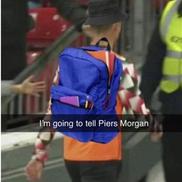 Fanii l-au „acuzat” pe lusitan că va merge să-i „raporteze” întâmplarea lui Piers Morgan, jurnalistul în fața căruia s-a destăinuit înainte să fie concediat de Manchester United.