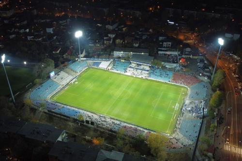 Imagine aeriană cu stadionul Oțelul, înaintea recentei partide cu FCSB, 0-0, din Cupa României. Foto: Iosif Popescu (GSP)