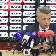 Ovidiu Burcă la conferința de adio de la Dinamo