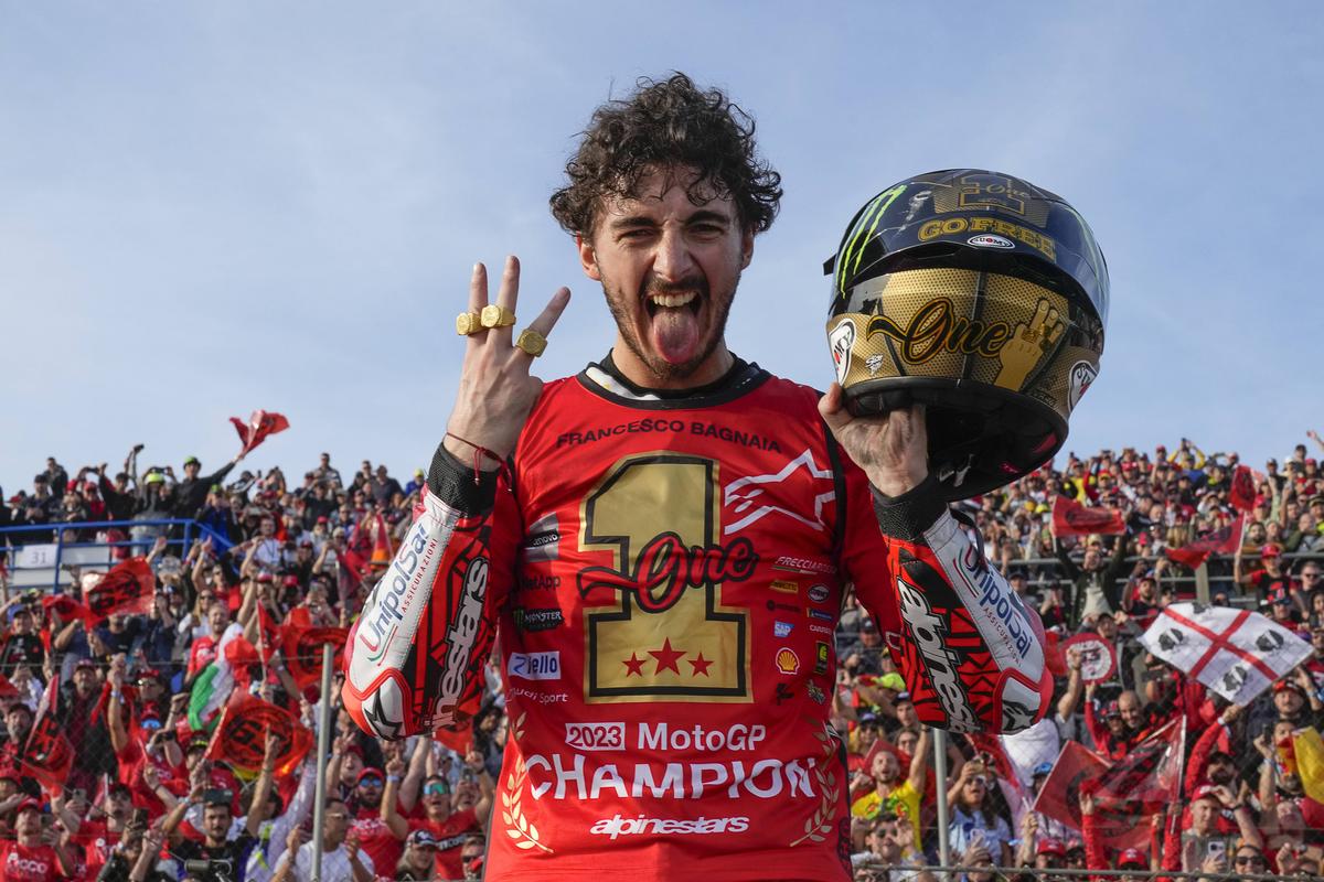 Cadou impresionant pentru campionul din MotoGP » I-ar face invidioși și pe jucătorii lui Real