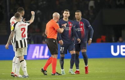 Reacție nervoasă a unei legende după penalty-ul primit de PSG: „Ce c***t!”