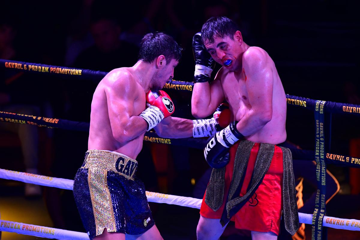 Proaspăt campion WBF World, Ronald Gavril dezvăluie rețeta care-l ajută să nu aibă probleme cu cântarul: „Tot timpul ca un profesionist”