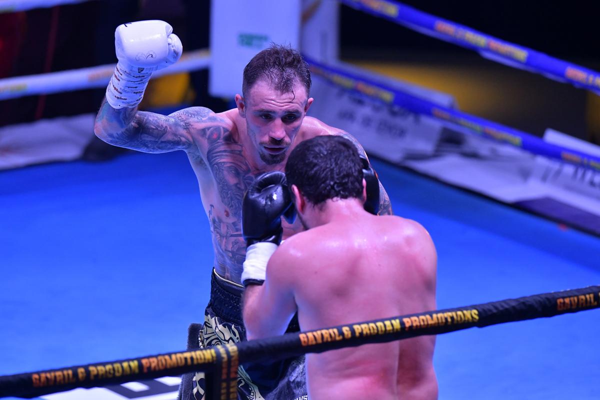 Proaspăt campion WBF World, Ronald Gavril dezvăluie rețeta care-l ajută să nu aibă probleme cu cântarul: „Tot timpul ca un profesionist”